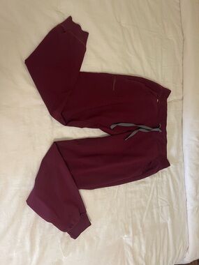 FIGS Maroon Technical Jogger Scrub Pants and Top